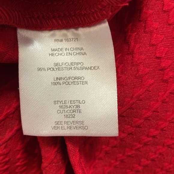 City Triangles NWT Juniors 3 Red Textured Layered Cap Short Sleeve Skater Dress - Picture 8 of 8